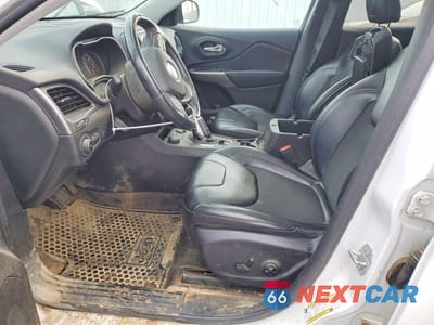 Zdjęcie 7 z 14 samochodu: 2019 JEEP CHEROKEE LATITUDE PLUS VIN:1C4PJMLB2KD191464 - miniatura