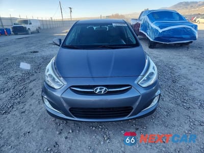 Piąte zdjęcie samochodu w środku: 2015 HYUNDAI ACCENT SPORT VIN:KMHCU5AE3FU217600 - miniatura