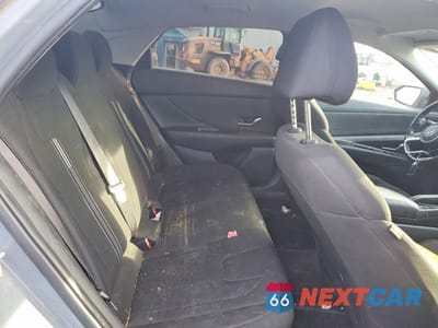 Zdjęcie 10 z 12 samochodu: 2021 HYUNDAI ELANTRA SEL VIN:KMHLM4AG7MU087636 - miniatura