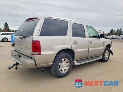 Trzecie zdjęcie samochodu z tyłu: 2005 CADILLAC ESCALADE LUXURY VIN:1GYEK63NX5R206689 - miniatura