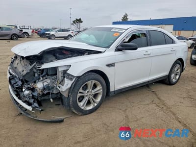 2017 FORD TAURUS 1FAHP2D80HG125597 - główne zdjęcie licytacji z USA - miniatura