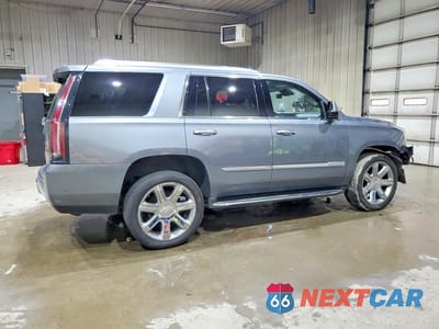 Trzecie zdjęcie samochodu z tyłu: 2018 CADILLAC ESCALADE LUXURY VIN:1GYS4BKJ2JR384384 - miniatura