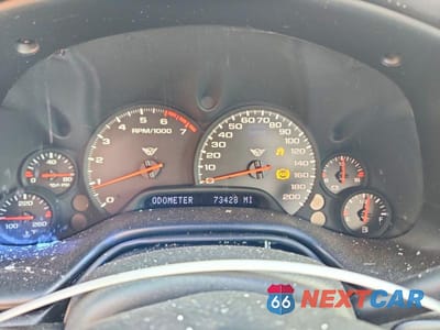 Zdjęcie 8 z 11 samochodu: 2002 CHEVROLET CORVETTE VIN:1G1YY22G025102060 - miniatura