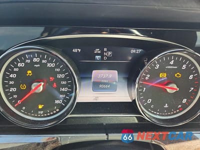 Zdjęcie 9 z 12 samochodu: 2019 MERCEDES-BENZ E 300 VIN:WDDZF4JBXKA659557 - miniatura