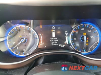 Zdjęcie 9 z 12 samochodu: 2017 CHRYSLER PACIFICA TOURING L PLUS VIN:2C4RC1EG6HR846435 - miniatura