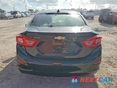 Zdjęcie 6 z 11 samochodu: 2017 CHEVROLET CRUZE LS VIN:1G1BC5SMXH7225549 - miniatura