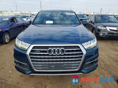 Piąte zdjęcie samochodu w środku: 2019 AUDI Q7 PREMIUM PLUS VIN:WA1LHAF74KD025229 - miniatura