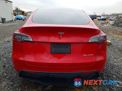 Zdjęcie 6 z 12 samochodu: 2023 TESLA MODEL Y VIN:7SAYGDEE9PF851626 - miniatura