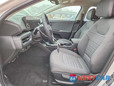 Zdjęcie 7 z 12 samochodu: 2025 KIA K4 EX VIN:3KPFU4DE0SE208269 - miniatura