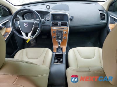 Zdjęcie 8 z 11 samochodu: 2017 VOLVO XC60 T5 INSCRIPTION VIN:YV440MDU0H2107942 - miniatura