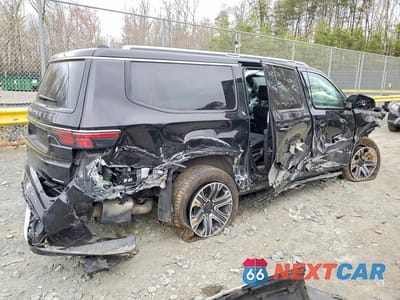 Trzecie zdjęcie samochodu z tyłu: 2024 JEEP WAGONEER L SERIES II VIN:1C4SJSBP8RS132016 - miniatura