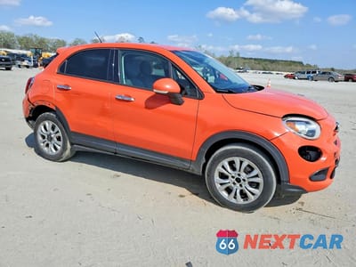 Czwarte zdjęcie samochodu z boku: 2016 FIAT 500X EASY VIN:ZFBCFYBTXGP422220 - miniatura