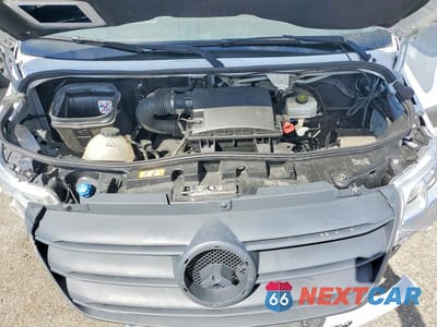 Zdjęcie 12 z 13 samochodu: 2019 MERCEDES BENZ SPRINTER 2500/3500 DELIVERY VAN VIN:WD3PF1CD3KP060215 - miniatura