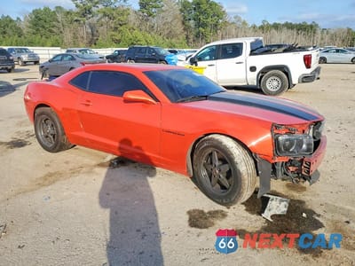 Czwarte zdjęcie samochodu z boku: 2010 CHEVROLET CAMARO SS VIN:2G1FK1EJ4A9144744 - miniatura