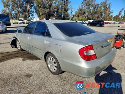 Drugie zdjęcie samochodu z przodu: 2004 TOYOTA CAMRY XLE V6 VIN:JTDBF32K740152595 - miniatura