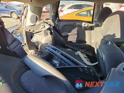 Zdjęcie 10 z 12 samochodu: 2003 CHRYSLER PT CRUISER CLASSIC VIN:3C4FY48B93T580677 - miniatura