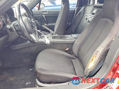 Zdjęcie 7 z 11 samochodu: 2006 MAZDA MX-5 MIATA VIN:JM1NC25F860106355 - miniatura