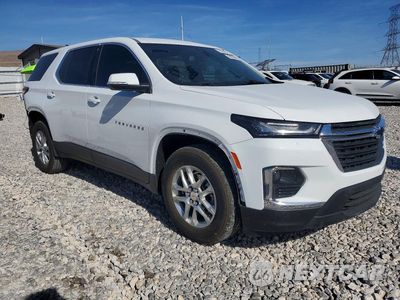Czwarte zdjęcie samochodu z boku: 2023 CHEVROLET TRAVERSE LS VIN:1GNERFKW1PJ335036 - miniatura