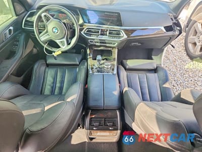 Zdjęcie 8 z 14 samochodu: 2019 BMW X5 XDRIVE40I VIN:5UXCR6C52KLK81862 - miniatura