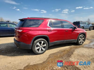 Trzecie zdjęcie samochodu z tyłu: 2019 CHEVROLET TRAVERSE LT VIN:1GNEVHKW5KJ198862 - miniatura