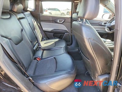 Zdjęcie 10 z 12 samochodu: 2023 JEEP COMPASS LATITUDE VIN:3C4NJDBN4PT515101 - miniatura