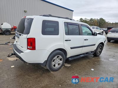 Trzecie zdjęcie samochodu z tyłu: 2013 HONDA PILOT LX VIN:5FNYF4H23DB055693 - miniatura