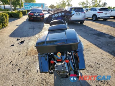 Czwarte zdjęcie samochodu z boku: 2023 HARLEY-DAVIDSON FLHX VIN:1HD1KBC19PB622835 - miniatura