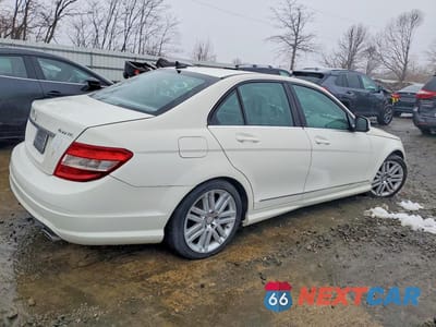 Trzecie zdjęcie samochodu z tyłu: 2009 MERCEDES-BENZ C 300 4MATIC VIN:WDDGF81X19F201543 - miniatura