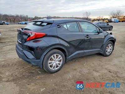 Trzecie zdjęcie samochodu z tyłu: 2021 TOYOTA C-HR LE VIN:NMTKHMBX9MR127382 - miniatura
