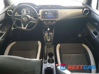 Zdjęcie 8 z 12 samochodu: 2021 NISSAN VERSA SV VIN:3N1CN8EV6ML884846 - miniatura