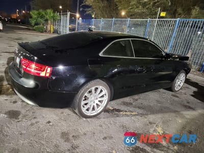 Trzecie zdjęcie samochodu z tyłu: 2011 AUDI A5 PREMIUM PLUS VIN:WAULFAFR9BA058836 - miniatura