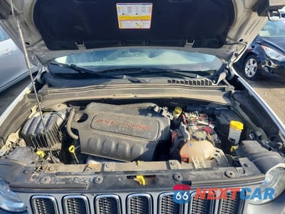 Zdjęcie 11 z 11 samochodu: 2015 JEEP RENEGADE LATITUDE VIN:ZACCJBBT5FPB37905 - miniatura