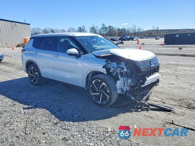 Czwarte zdjęcie samochodu z boku: 2023 MITSUBISHI OUTLANDER SE VIN:JA4J3UA80PZ017484 - miniatura