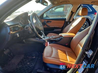 Zdjęcie 7 z 12 samochodu: 2011 BMW 328 XI SULEV VIN:WBAPK5G58BNN30730 - miniatura