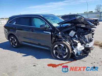 Czwarte zdjęcie samochodu z boku: 2025 KIA SORENTO HYBRID EX VIN:KNDRH4JG2S5405267 - miniatura