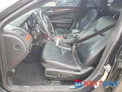 Zdjęcie 7 z 11 samochodu: 2014 CHRYSLER 300 VIN:2C3CCAAG6EH289091 - miniatura