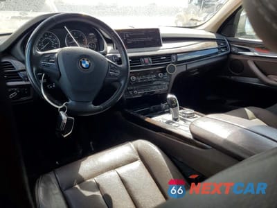 Zdjęcie 8 z 11 samochodu: 2014 BMW X5 XDRIVE35D VIN:5UXKS4C5XE0J93958 - miniatura