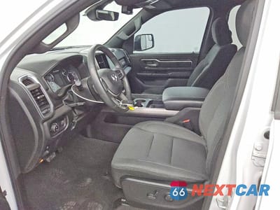 Zdjęcie 7 z 12 samochodu: 2024 RAM 1500 BIG HORN VIN:1C6RREFT5RN100730 - miniatura