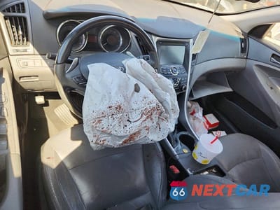 Zdjęcie 8 z 12 samochodu: 2012 HYUNDAI SONATA SE 2.0T VIN:5NPEC4AB4CH442372 - miniatura