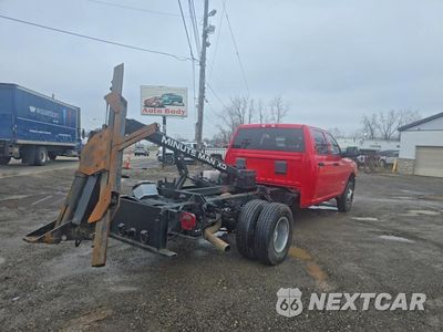 Czwarte zdjęcie samochodu z boku: 2020 RAM 3500 VIN:3C7WRTCL0LG106166 - miniatura
