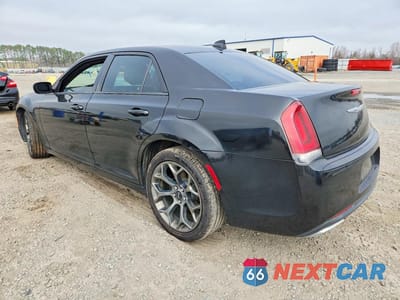 Drugie zdjęcie samochodu z przodu: 2015 CHRYSLER 300 S VIN:2C3CCABG2FH743160 - miniatura