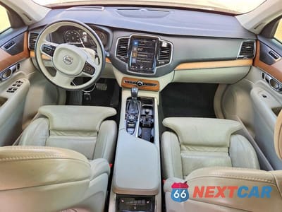 Zdjęcie 8 z 13 samochodu: 2020 VOLVO XC90 T6 INSCRIPTION VIN:YV4A221L6L1551354 - miniatura