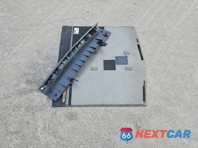 Zdjęcie 12 z 13 samochodu: 2012 AUDI A5 PREMIUM PLUS VIN:WAULFAFH1CN004030 - miniatura