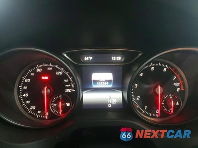 Zdjęcie 9 z 11 samochodu: 2018 MERCEDES-BENZ CLA 250 VIN:WDDSJ4EB2JN528995 - miniatura