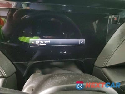 Zdjęcie 9 z 13 samochodu: 2025 GMC YUKON XL DENALI VIN:1GKS2JRL6SR319699 - miniatura