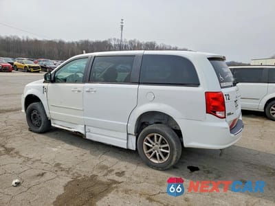 Drugie zdjęcie samochodu z przodu: 2015 DODGE GRAND CARAVAN SE VIN:2C7WDGBG2FR614132 - miniatura