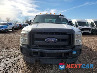 Piąte zdjęcie samochodu w środku: 2016 FORD F350 SUPER DUTY VIN:1FT8W3B68GEA17663 - miniatura