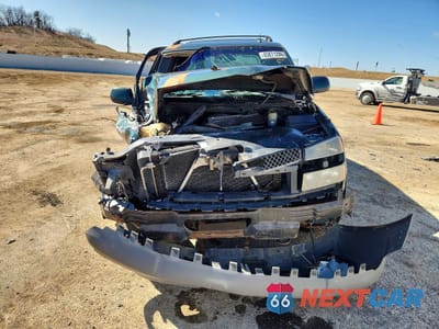 Piąte zdjęcie samochodu w środku: 2002 CHEVROLET AVALANCHE K1500 VIN:3GNEK13T92G124916 - miniatura