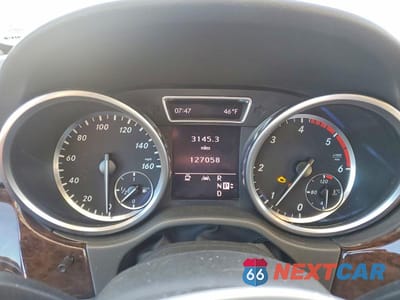 Zdjęcie 9 z 12 samochodu: 2012 MERCEDES-BENZ ML 350 BLUETEC VIN:4JGDA2EB9CA048398 - miniatura
