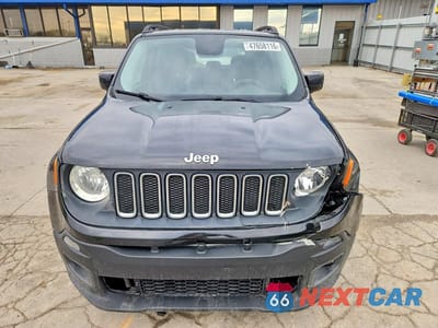 Piąte zdjęcie samochodu w środku: 2017 JEEP RENEGADE LATITUDE VIN:ZACCJABB5HPF88630 - miniatura